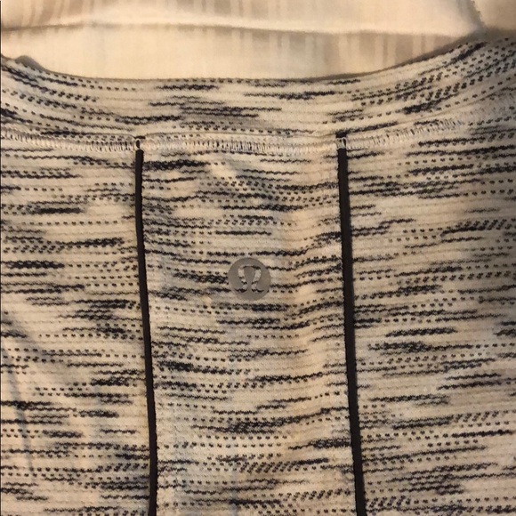 LULULEMON BUNDLE - Picture 2 of 7